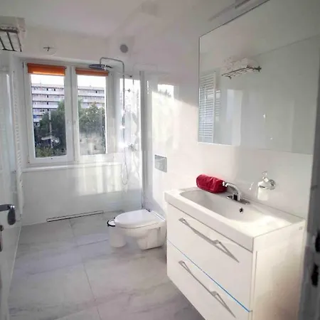 Pokoje Ul Przybyszewskiego 3 * Poznan